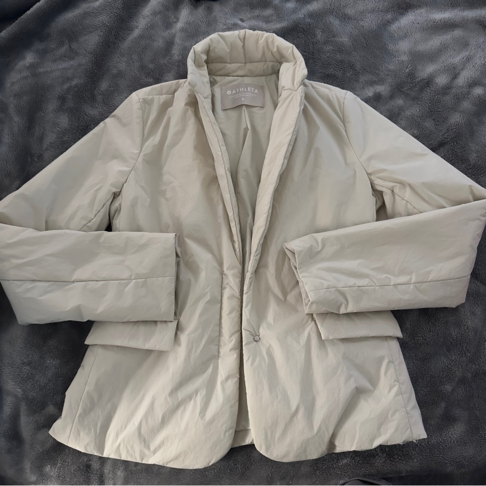 Athleta Evolution Blazer Sz Small - image 2